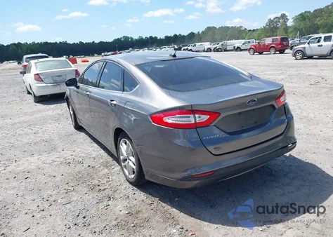 2014 Ford Fusion Se z USA, uszkodzony, nr VIN 1FA6P0H75E5393534